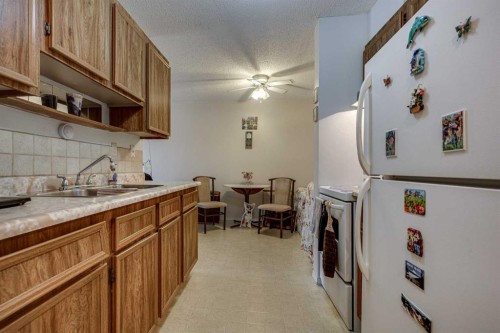 103-41 Bennett Street, Red Deer, AB - Indoor Photo Showing Other Room