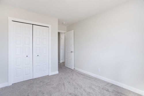 313 Cobblestone Gate Sw, Airdrie, AB - Indoor