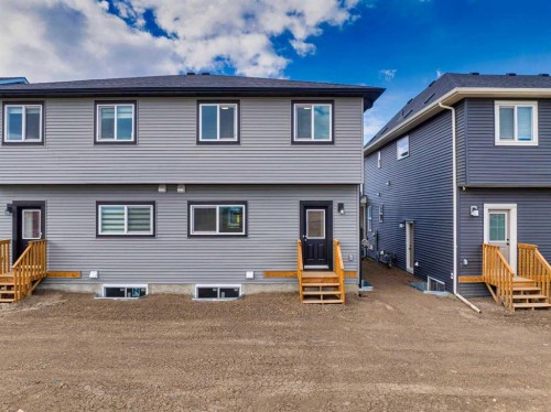 313 Cobblestone Gate Sw, Airdrie, AB - Outdoor With Exterior