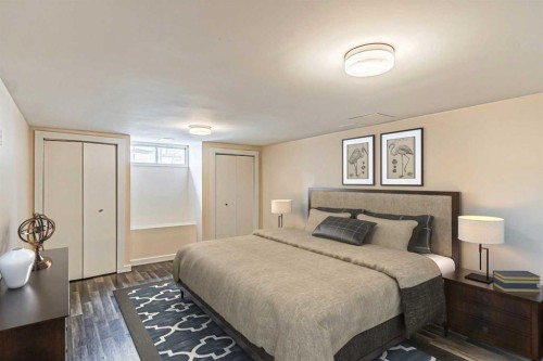 5636 37 Street Sw, Calgary, AB - Indoor Photo Showing Bedroom