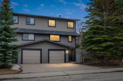 73-27 Silver Springs Drive NW Calgary, AB T3N 4N3