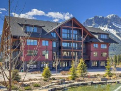 102-1315 Spring Creek Gate Canmore, AB T1W 0N5