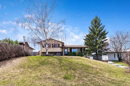 1441 Hunterbrook Road Nw, Calgary, AB - Outdoor