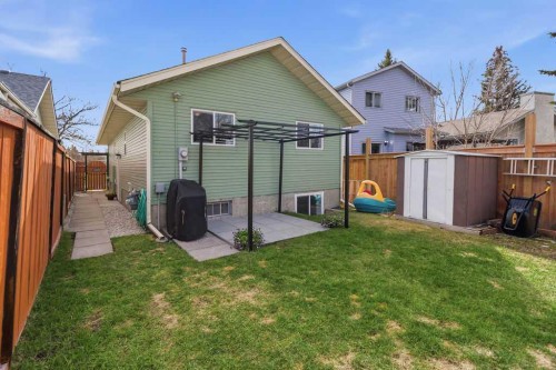 111 Shawglen Road Sw, Calgary, AB - Outdoor With Exterior
