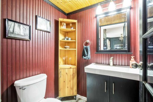197 Abergale Close Ne, Calgary, AB - Indoor Photo Showing Bathroom