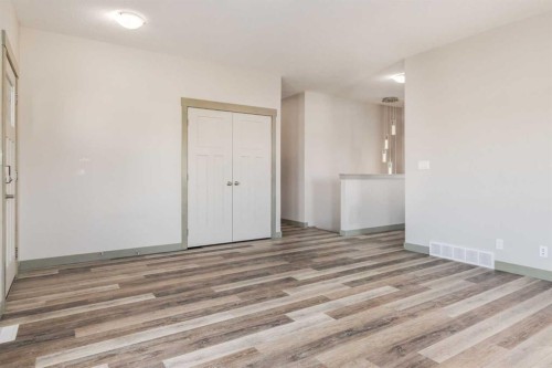 102 Speargrass Crescent, Carseland, AB - Indoor Photo Showing Other Room