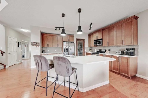 196 Hawkmere Way, Chestermere, AB - Indoor Photo Showing Kitchen With Upgraded Kitchen