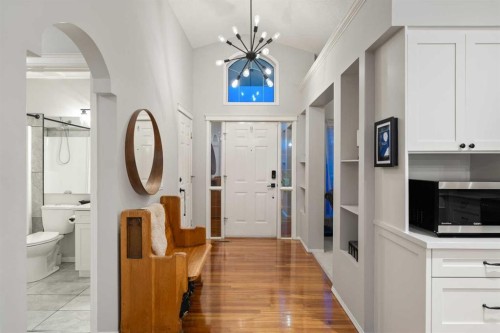 94 Edgebrook Heights Nw, Calgary, AB - Indoor Photo Showing Other Room