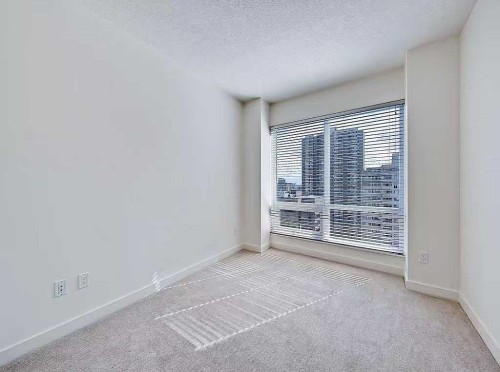 1901-930 6 Avenue Sw, Calgary, AB - Indoor Photo Showing Other Room