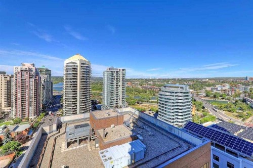 1901-930 6 Avenue Sw, Calgary, AB - Outdoor