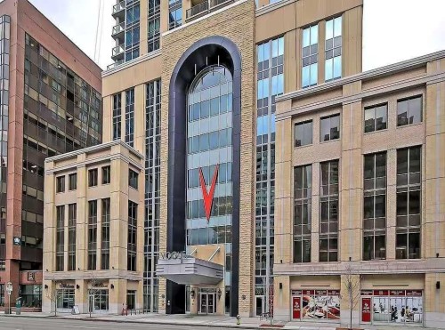 1901-930 6 Avenue Sw, Calgary, AB -  With Facade