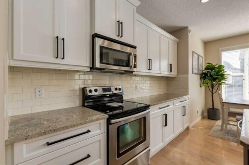 152 Brightoncrest Manor Se, Calgary, AB - Indoor Photo Showing Kitchen With Stainless Steel Kitchen With Upgraded Kitchen