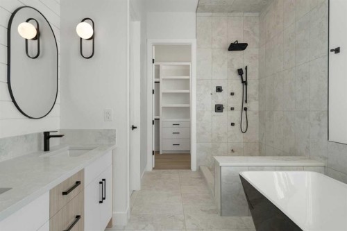 290 Muirfield Crescent, Lyalta, AB - Indoor Photo Showing Bathroom