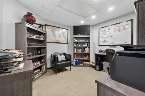 7 Henderson Bay Ne, Langdon, AB - Indoor