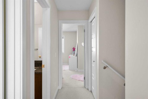 89 Pantego Lane Nw, Calgary, AB - Indoor Photo Showing Other Room