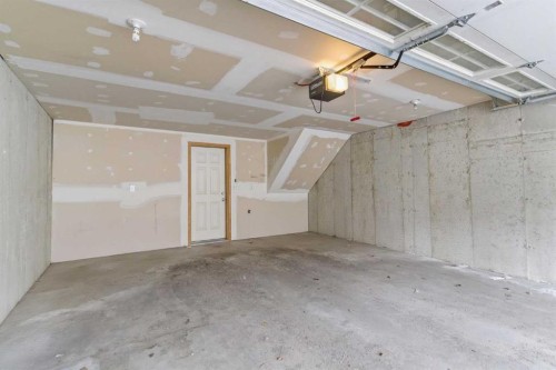 89 Pantego Lane Nw, Calgary, AB - Indoor Photo Showing Garage