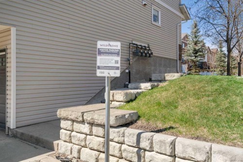 89 Pantego Lane Nw, Calgary, AB - Outdoor With Exterior