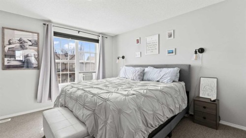 95 Elgin Meadows View Se, Calgary, AB - Indoor Photo Showing Bedroom