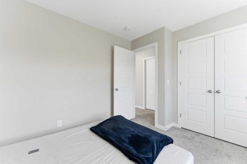 132 Highview Gate Se, Airdrie, AB - Indoor Photo Showing Bedroom