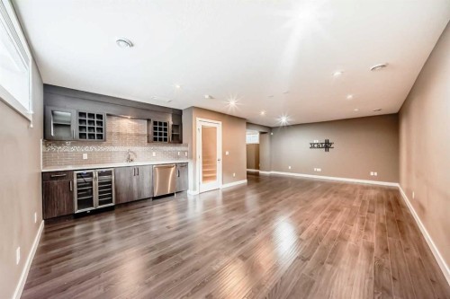 105 Sandpiper Point, Chestermere, AB - Indoor Photo Showing Kitchen