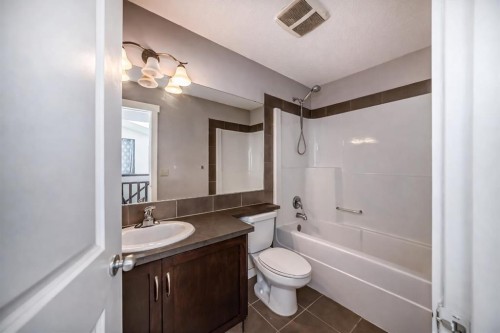 104 Panamount Terrace Nw, Calgary, AB - Indoor Photo Showing Bathroom