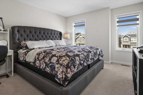 589 Masters Road Se, Calgary, AB - Indoor Photo Showing Bedroom