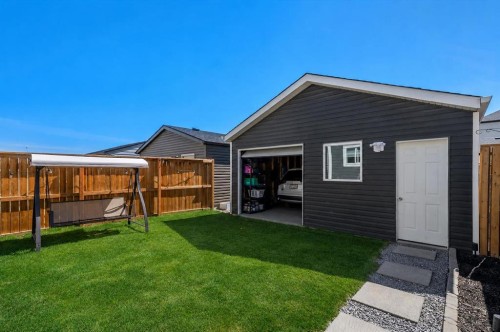 589 Masters Road Se, Calgary, AB - Outdoor