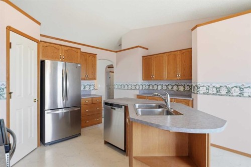 111 Coverton Close Ne, Calgary, AB - Indoor Photo Showing Kitchen With Double Sink