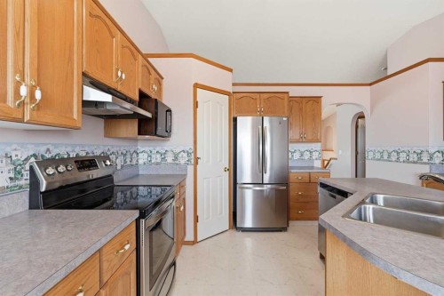 111 Coverton Close Ne, Calgary, AB - Indoor Photo Showing Kitchen With Double Sink