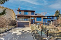 5819 Coach Hill Road SW Calgary, AB T3H 1E3