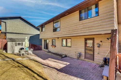 5819 Coach Hill Road Sw, Calgary, AB - Outdoor With Exterior