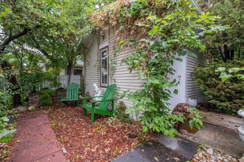 1630 7 Street Nw, Calgary, AB - Outdoor