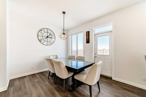 82 Magnolia Court Se, Calgary, AB - Indoor Photo Showing Dining Room