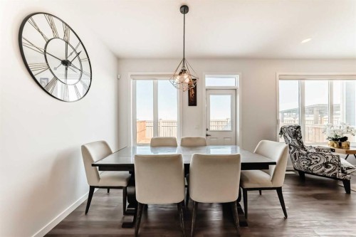 82 Magnolia Court Se, Calgary, AB - Indoor Photo Showing Dining Room