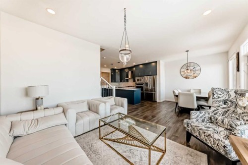 82 Magnolia Court Se, Calgary, AB - Indoor Photo Showing Living Room