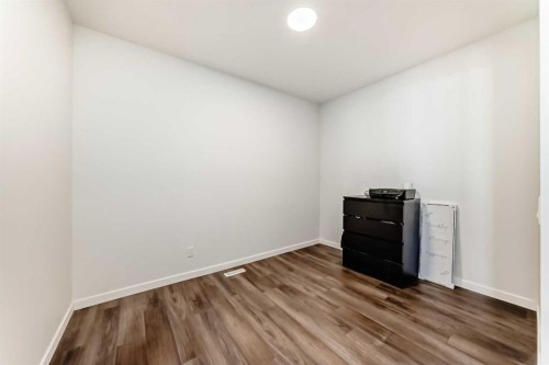 82 Magnolia Court Se, Calgary, AB - Indoor Photo Showing Other Room