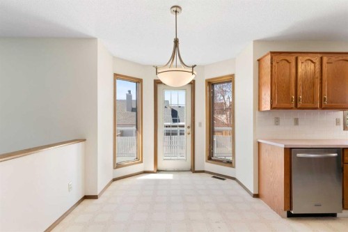 190 Hawkville Close Nw, Calgary, AB - Indoor Photo Showing Other Room