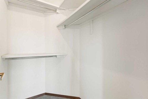 190 Hawkville Close Nw, Calgary, AB - Indoor With Storage