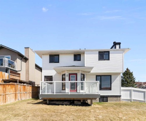 190 Hawkville Close Nw, Calgary, AB - Outdoor With Deck Patio Veranda