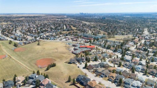 190 Hawkville Close Nw, Calgary, AB - Outdoor With View