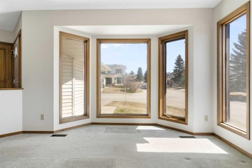 190 Hawkville Close Nw, Calgary, AB - Indoor Photo Showing Other Room