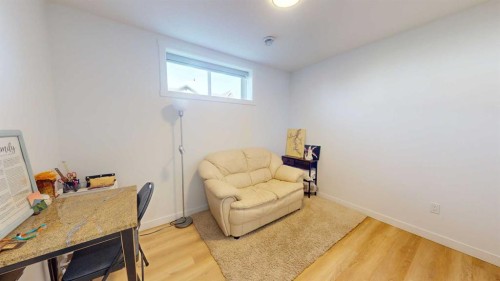 115 Magnolia Drive Se, Calgary, AB - Indoor Photo Showing Other Room