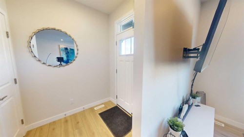 115 Magnolia Drive Se, Calgary, AB - Indoor Photo Showing Other Room