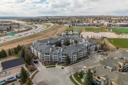 439-35 Richard Court SW Calgary, AB T3E 7M7
