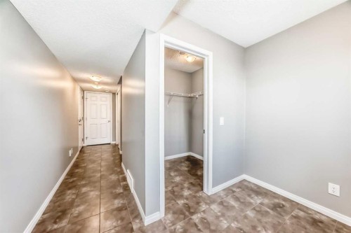 147 Windford Crescent Sw, Airdrie, AB - Indoor Photo Showing Other Room