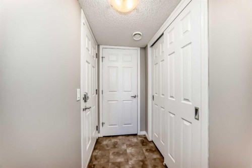 147 Windford Crescent Sw, Airdrie, AB - Indoor Photo Showing Other Room