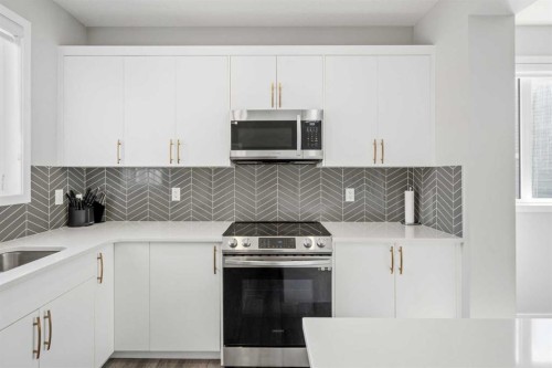 171 Carringham Road Nw, Calgary, AB - Indoor Photo Showing Kitchen