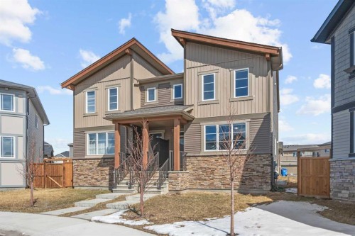 171 Carringham Road Nw, Calgary, AB - Outdoor