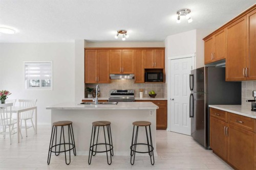 124 Kincora Glen Road Nw, Calgary, AB - Indoor Photo Showing Kitchen