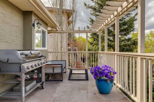 52 Christie Knoll Heights Sw, Calgary, AB - Outdoor With Deck Patio Veranda